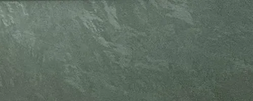 Detalle de la textura del micrometal verde aplicado en un salón